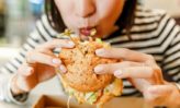 Cómo evitar comer en exceso después del ejercicio, el ayuno y durante el embarazo