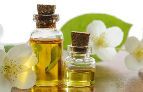 Cómo hacer tus propios aceites de perfume