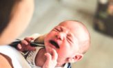 remedios caseros para el dolor de infecciones del oído en bebés, niños pequeños y adultos